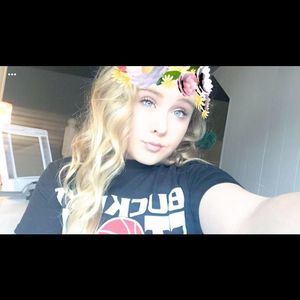 Meet your Posher, Abby